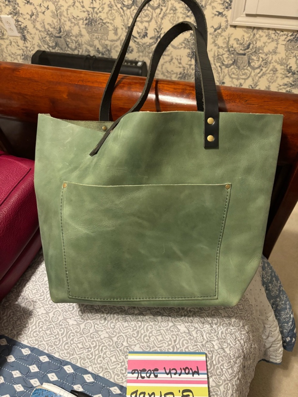 Portland Leather large classic cucumber tote